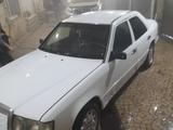 Mercedes-Benz E 200 1993 года за 1 500 000 тг. в Жезказган – фото 2