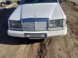 Mercedes-Benz E 200 1993 года за 1 500 000 тг. в Жезказган – фото 4