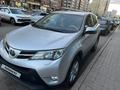 Toyota RAV4 2013 года за 8 500 000 тг. в Астана – фото 2
