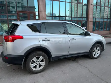 Toyota RAV4 2013 года за 8 500 000 тг. в Астана – фото 3
