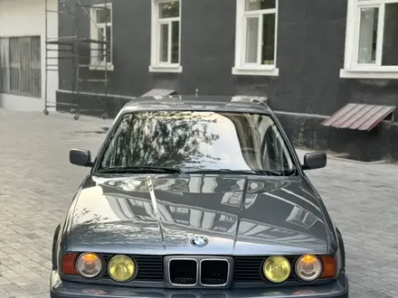 BMW 525 1993 года за 2 300 000 тг. в Шымкент – фото 2