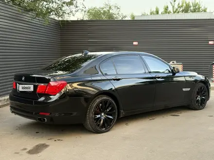 BMW 750 2009 года за 11 000 000 тг. в Алматы – фото 3