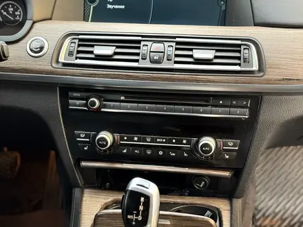 BMW 750 2009 года за 11 000 000 тг. в Алматы – фото 9