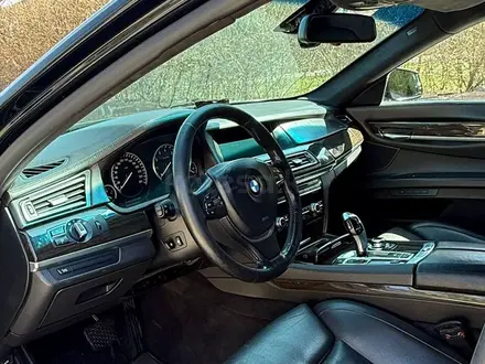 BMW 750 2008 года за 11 000 000 тг. в Алматы – фото 24