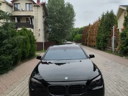BMW 750 2008 года за 11 000 000 тг. в Алматы – фото 4