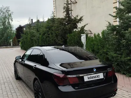 BMW 750 2008 года за 11 000 000 тг. в Алматы – фото 8