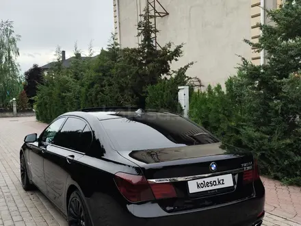 BMW 750 2008 года за 11 000 000 тг. в Алматы – фото 9