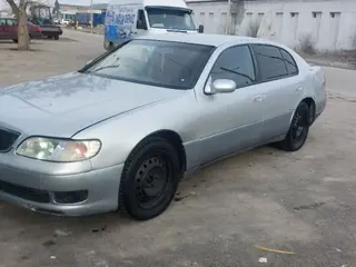 Toyota Aristo, 1995