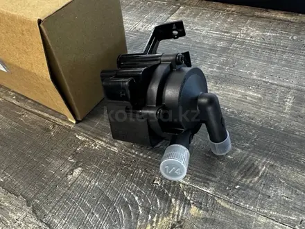 Помпа насос водяная на все виды BMW за 30 000 тг. в Алматы – фото 3