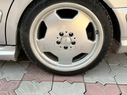 Mercedes-Benz E 55 AMG 2000 года за 10 000 000 тг. в Алматы – фото 12