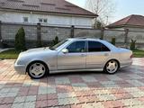 Mercedes-Benz E 55 AMG 2000 года за 11 000 000 тг. в Алматы – фото 2
