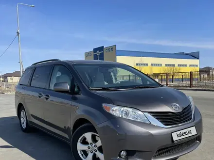 Toyota Sienna 2012 года за 8 000 000 тг. в Актау