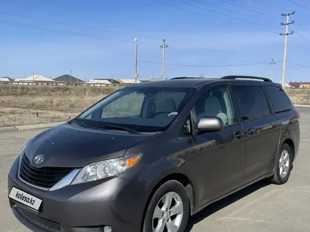 Toyota Sienna 2012 года за 8 000 000 тг. в Актау – фото 3