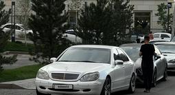 Mercedes-Benz S 320 2000 года за 3 200 000 тг. в Алматы