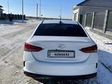 Hyundai Accent 2021 года за 7 700 000 тг. в Атырау – фото 4