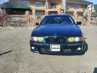 BMW 528