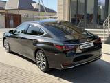 Lexus ES 250 2019 года за 19 500 000 тг. в Алматы