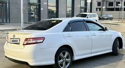 Toyota Camry 2010 года за 5 650 000 тг. в Атырау – фото 2