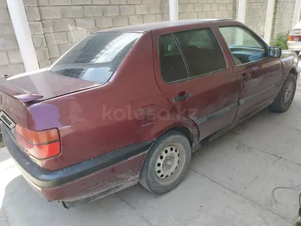 Volkswagen Vento 1993 года за 350 000 тг. в Шымкент – фото 7