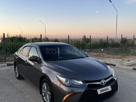 Toyota Camry 2017 года за 6 500 000 тг. в Актау – фото 2