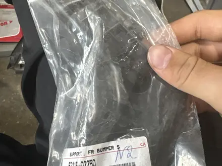 Кронштейн бампера правый за 17 500 тг. в Караганда