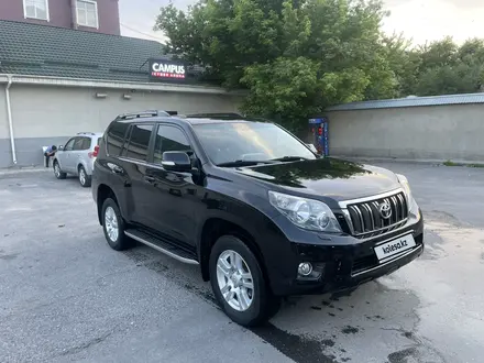 Toyota Land Cruiser Prado 2012 года за 20 000 000 тг. в Шымкент – фото 2