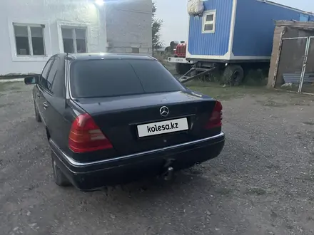 Mercedes-Benz C 220 1994 года за 1 500 000 тг. в Маканчи – фото 3