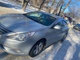 Hyundai Sonata 2014 годаfor5 000 000 тг. в Караганда – фото 3