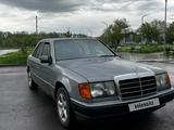 Mercedes-Benz E 200 1992 годаүшін2 000 000 тг. в Караганда