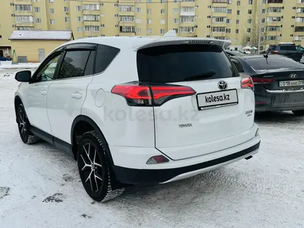 Toyota RAV4 2018 года за 12 600 000 тг. в Караганда – фото 4