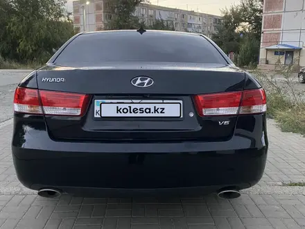 Hyundai Sonata 2005 года за 4 000 000 тг. в Актобе – фото 4