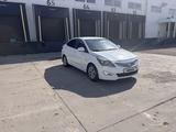 Hyundai Solaris 2015 годаүшін4 500 000 тг. в Караганда – фото 2
