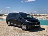 Toyota Sienna 2018 года за 15 500 000 тг. в Уральск