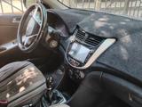 Hyundai Solaris 2012 годаfor3 500 000 тг. в Алматы – фото 3