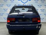 Volkswagen Passat 1995 года за 1 800 000 тг. в Шымкент – фото 4