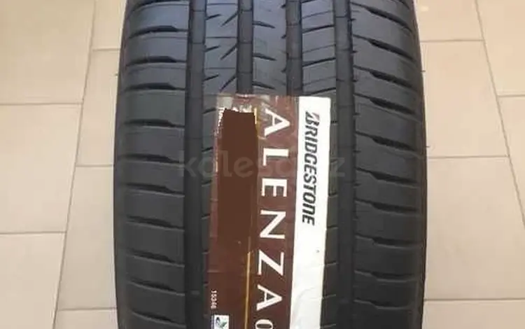 Шины Bridgestone 255/45/r20 Alenza 001 за 155 000 тг. в Алматы