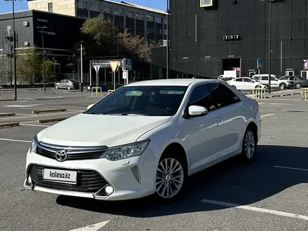 Toyota Camry 2015 года за 11 500 000 тг. в Алматы – фото 2