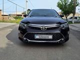 Toyota Camry 2017 года за 12 800 000 тг. в Шымкент – фото 4