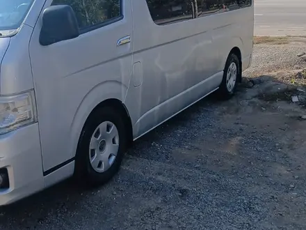 Toyota Hiace 2010 года за 8 800 000 тг. в Астана – фото 2