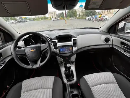Chevrolet Cruze 2012 года за 3 350 000 тг. в Уральск – фото 8
