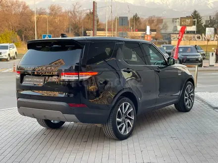 Land Rover Discovery 2019 года за 28 550 000 тг. в Алматы – фото 4
