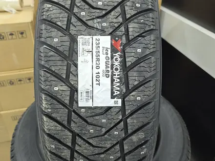 Шины Yokohama 235/55r20 шипованные за 450 000 тг. в Караганда