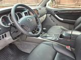Toyota 4Runner 2003 года за 11 000 000 тг. в Алматы – фото 3