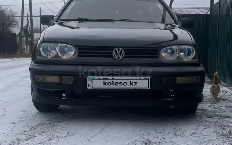 Volkswagen Golf 1997 года за 999 999 тг. в Аксай