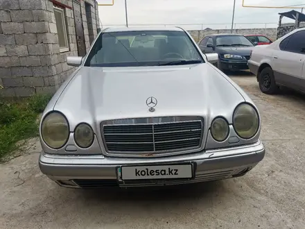 Mercedes-Benz E 280 1996 года за 2 800 000 тг. в Шамалган – фото 5