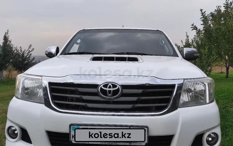 Toyota Hilux 2013 годаүшін9 800 000 тг. в Алматы