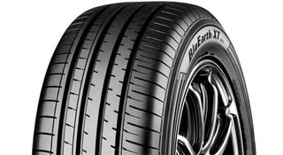 Yokohama AE61 215/65R17 за 46 400 тг. в Алматы