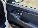 Kia Carens 2013 годаүшін4 900 000 тг. в Актобе – фото 4