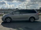 Toyota Sienna 2014 года за 13 000 000 тг. в Атырау – фото 5