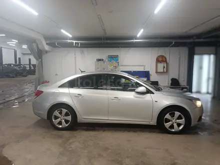 Chevrolet Cruze 2012 года за 2 900 000 тг. в Астана – фото 8